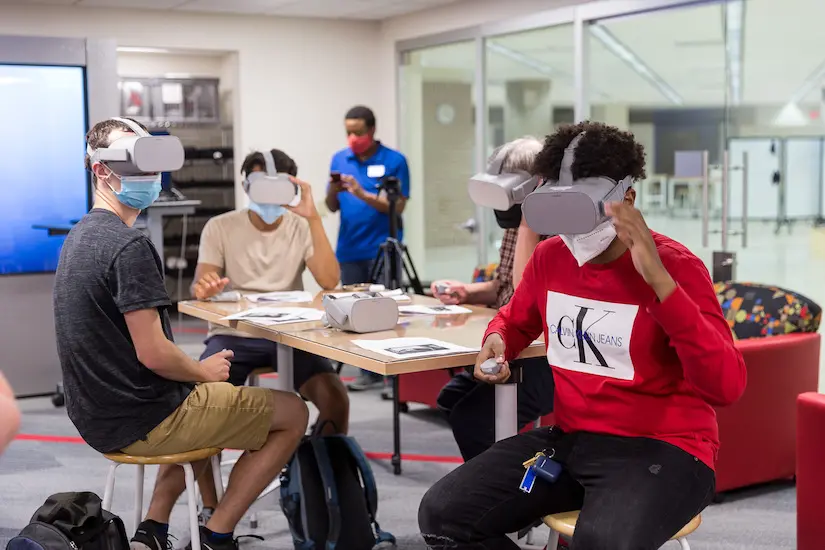 Students using Oculus virtual reality headsets