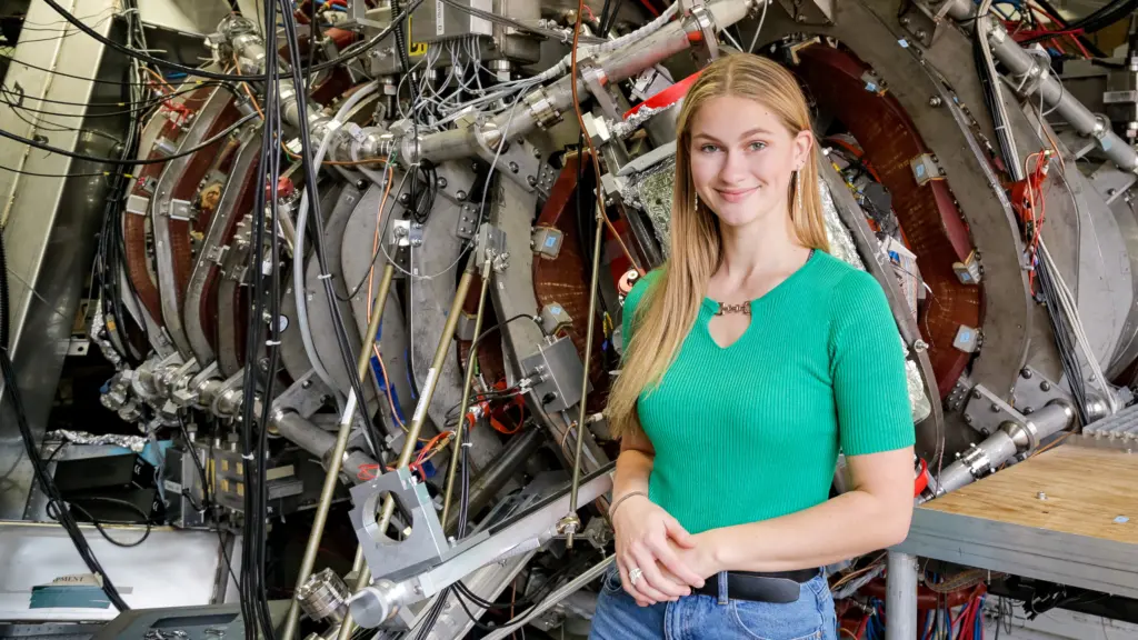 Grace Stanke with the HSX fusion experiment