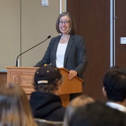 Susan Hagness at podium