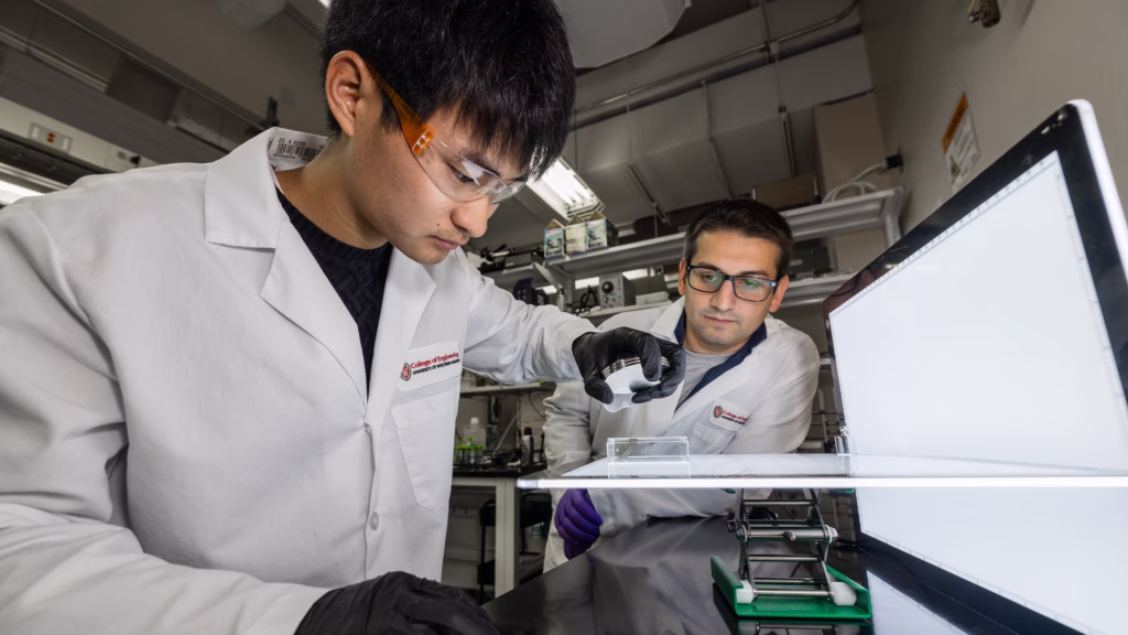 PhD student Youyi Zhou and Assistant Professor Yunus Alapan